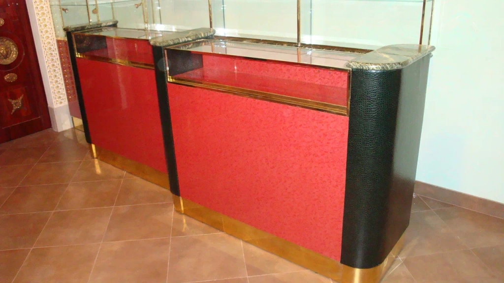 Картинка маленькой детальной галереи